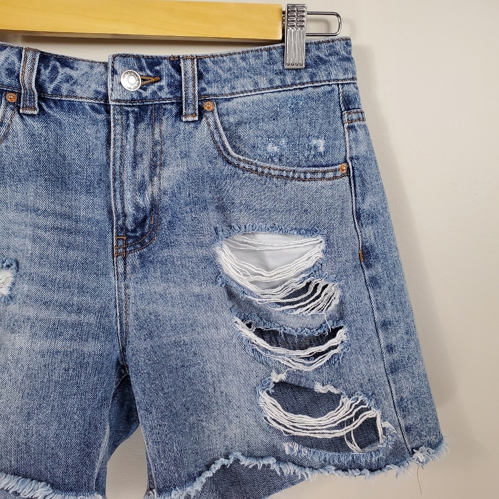 Wild Fable Size 4 Distressed Ripped High Rise Denim Short - Picture 5 of 11